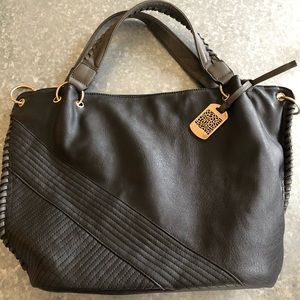 Louis Cardy Oversized Handbag. Black.